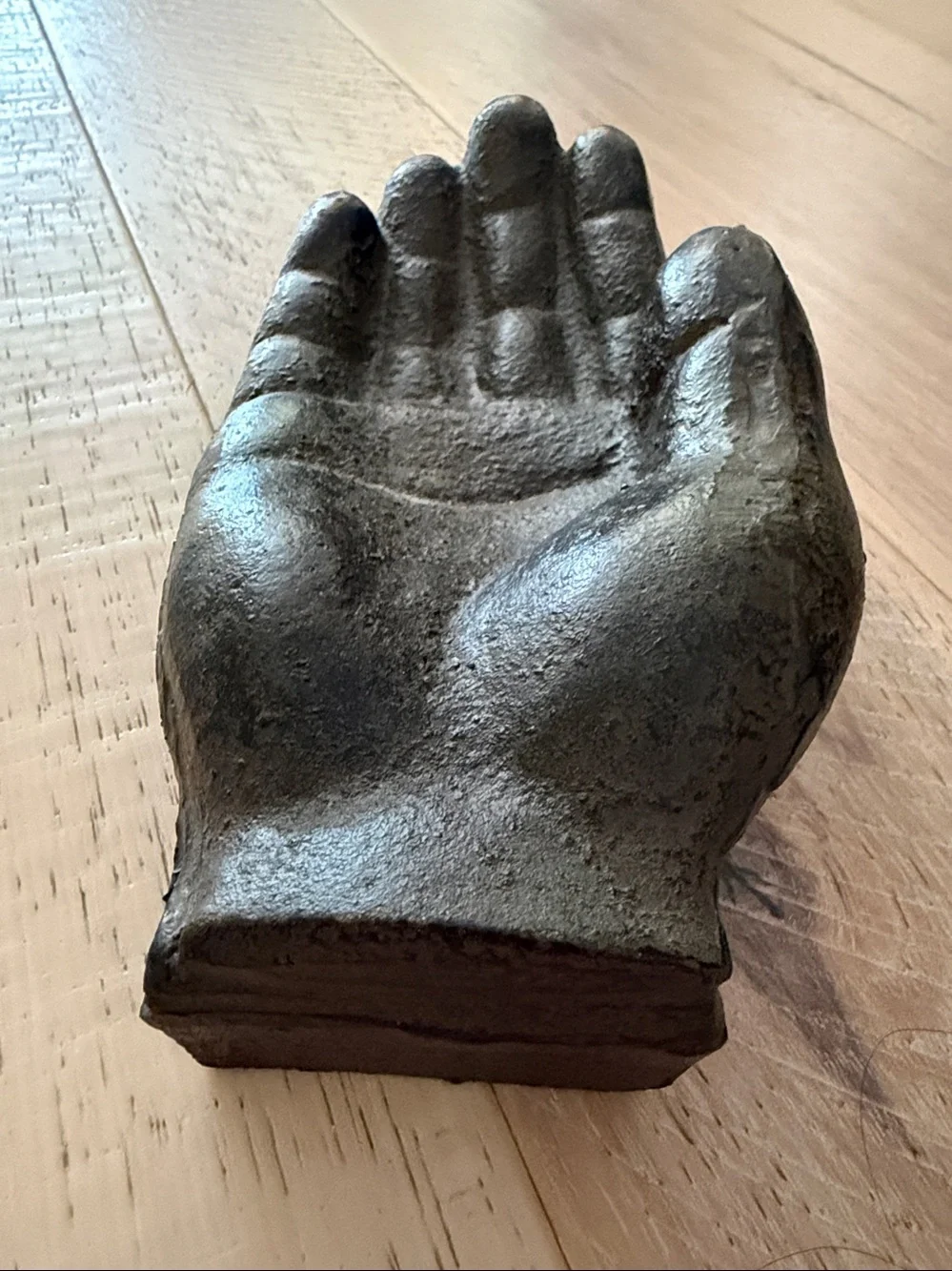 N/A heavy cast